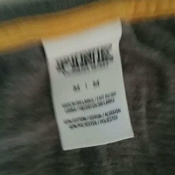 !HOST PICK! 👑PINK Collegiate Long Sleeve Tee👑 - Picture 6 of 6